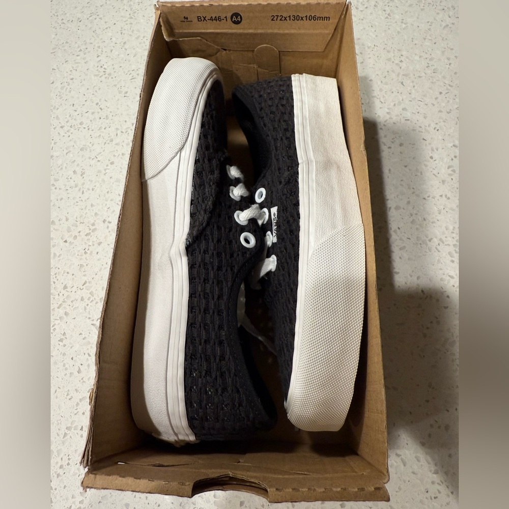 Vans vr3 women size 5.5